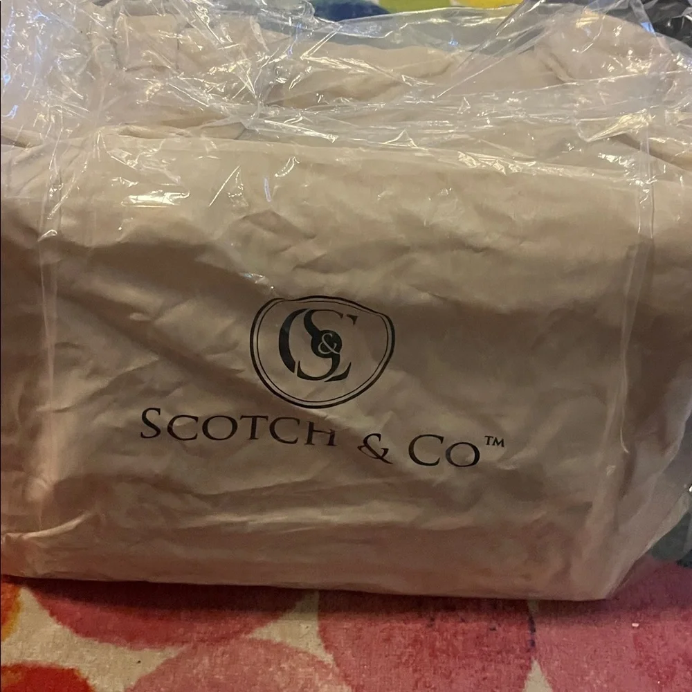 Scotch & Co by Anastasia luxury dog tote new in box